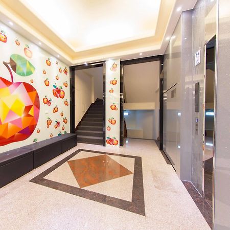Vintage Apple Hotel Тайбэй Экстерьер фото
