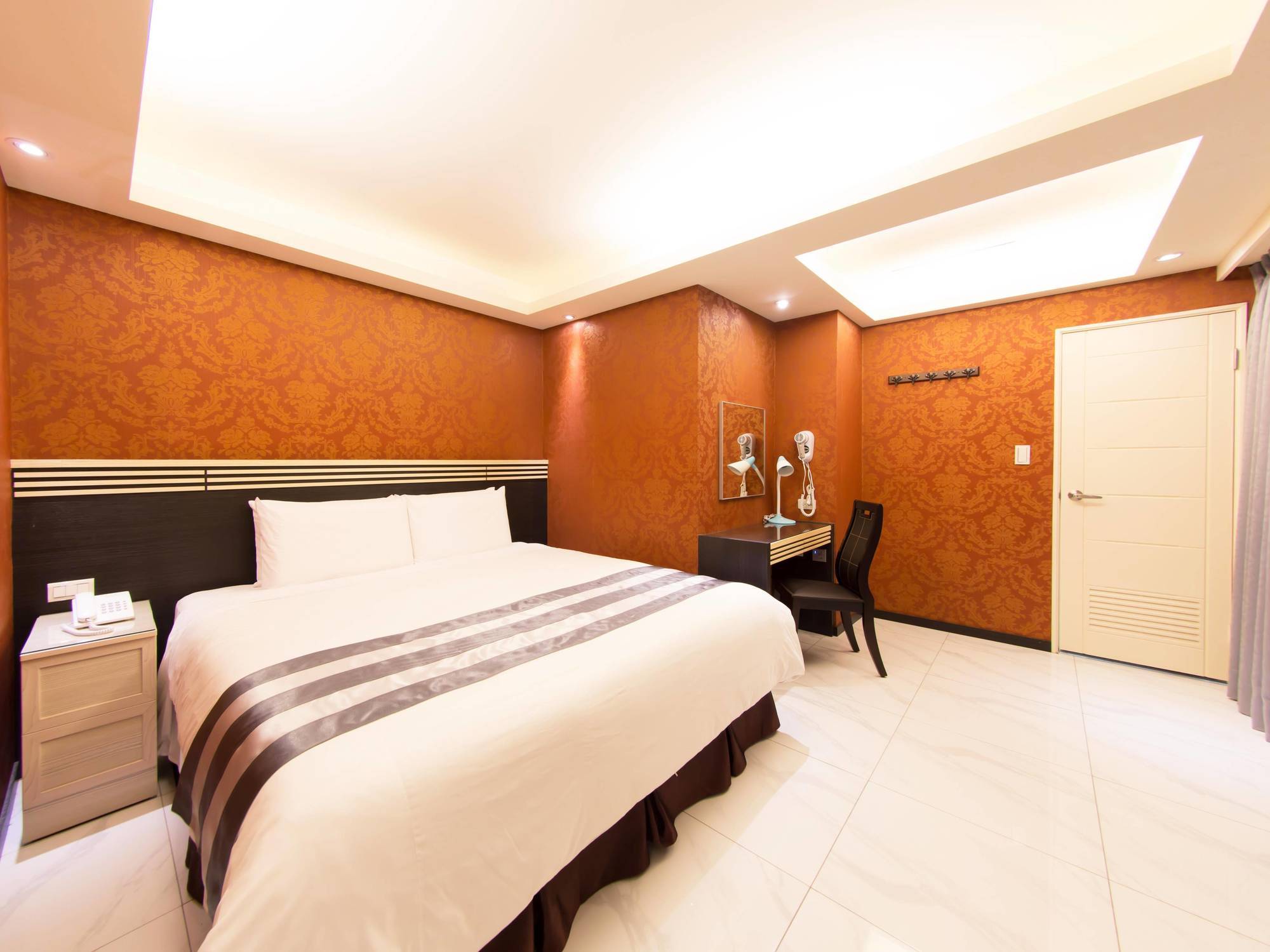 Vintage Apple Hotel Тайбэй Экстерьер фото